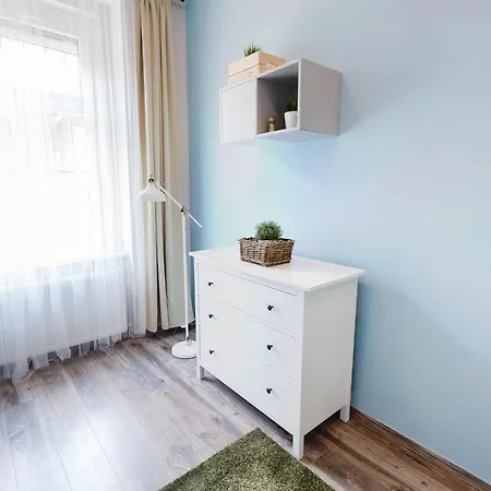 Designer Ernesto * Budapest